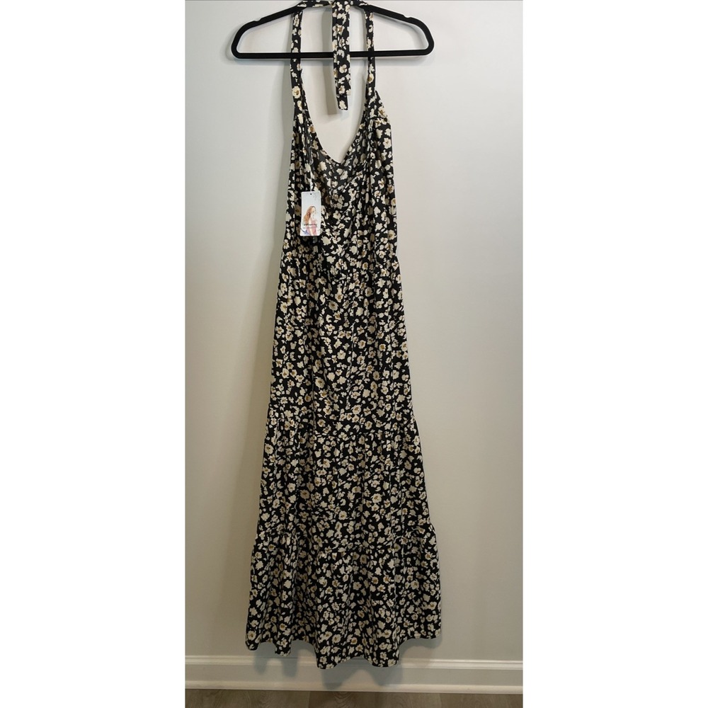Pretty Garden Halter Maxi Dress MEDIUM Black Floral Boho Vacation Sleeveless NWT